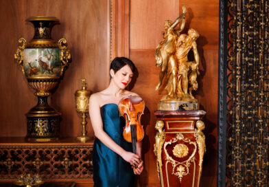 World-renowned violinist Anne Akiko Meyers returns to Des Moines Civic Center