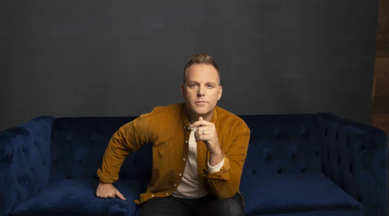 Smashing Buttons: A Conversation With Matthew West